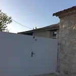 펜션 En Pierre Le Paradis Parc Cloture Jacuzzi 5 Places Piscine Au Perigord Pourpre 9km De Bergerac Saint-Aubin-de-Lanquais