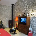 펜션 En Pierre Le Paradis Parc Cloture Jacuzzi 5 Places Piscine Au Perigord Pourpre 9km De Bergerac