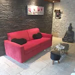 펜션 En Pierre Le Paradis Parc Cloture Jacuzzi 5 Places Piscine Au Perigord Pourpre 9km De Bergerac *