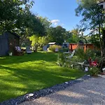 펜션 En Pierre Le Paradis Parc Cloture Jacuzzi 5 Places Piscine Au Perigord Pourpre 9km De Bergerac Saint-Aubin-de-Lanquais