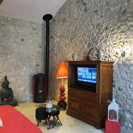Holiday home En Pierre Le Paradis Parc Cloture Jacuzzi 5 Places Piscine Au Perigord Pourpre 9km De Bergerac